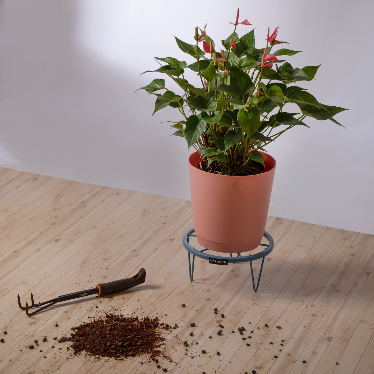 Round Plant Stand-Blue