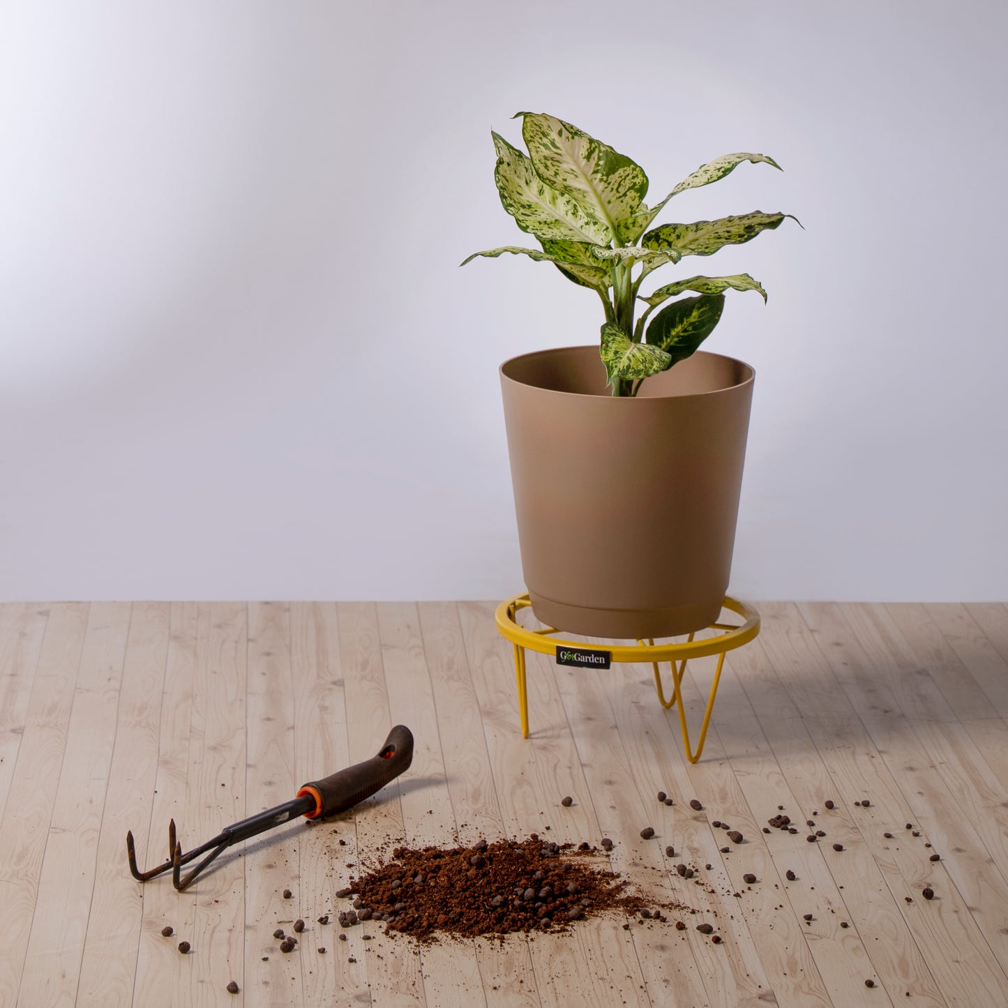 Round Plant Stand-Yellow