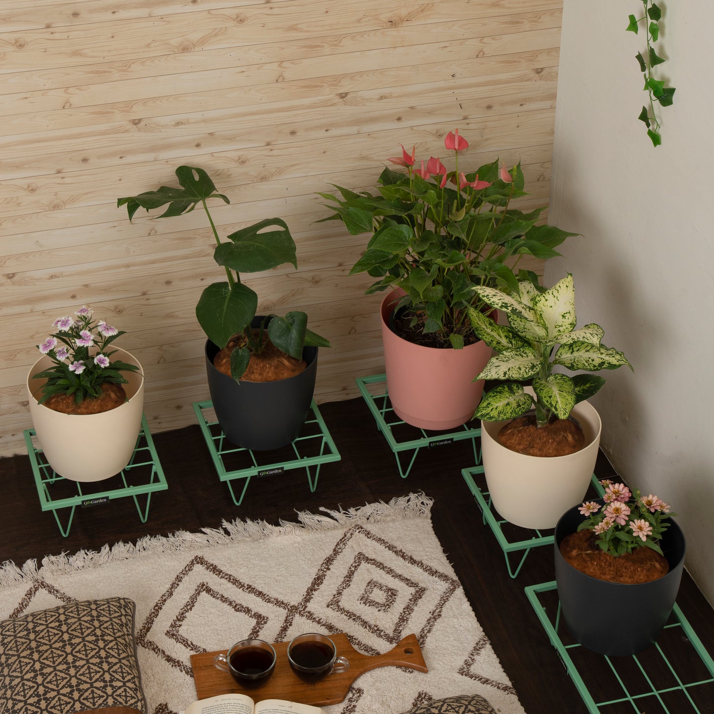 Square Plant Stand-Green